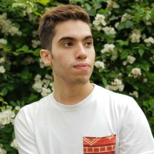 Meet your Posher, Nicholas